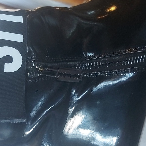 Chelsea patent boots - Picture 4 of 4